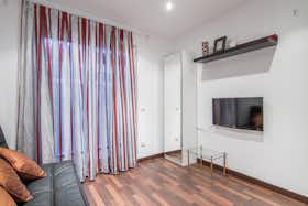 Mieszkanie do wynajęcia za 850 € miesięcznie w mieście Barcelona, Carrer de Pau Claris