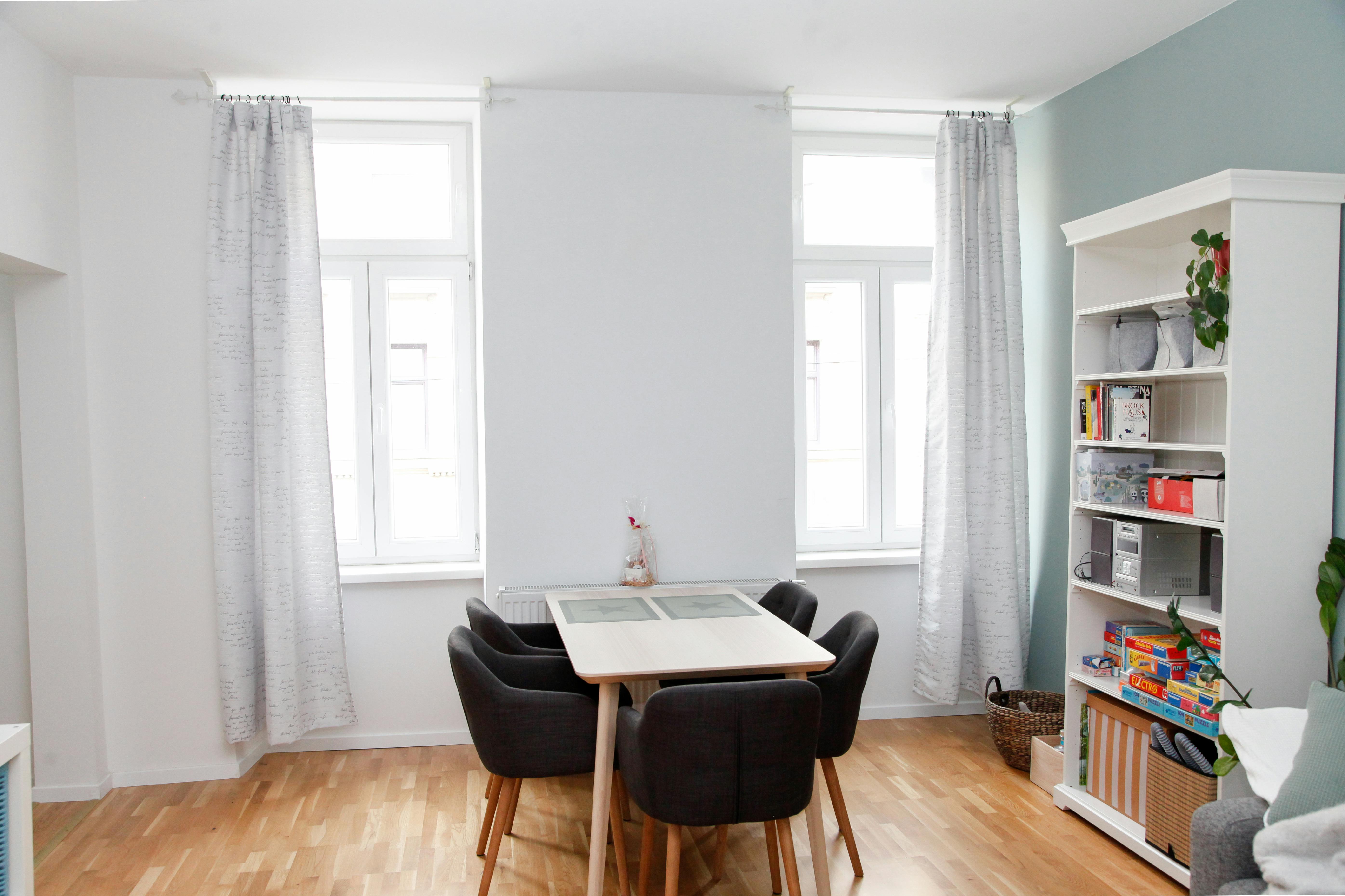 Nauseagasse, Vienna preview