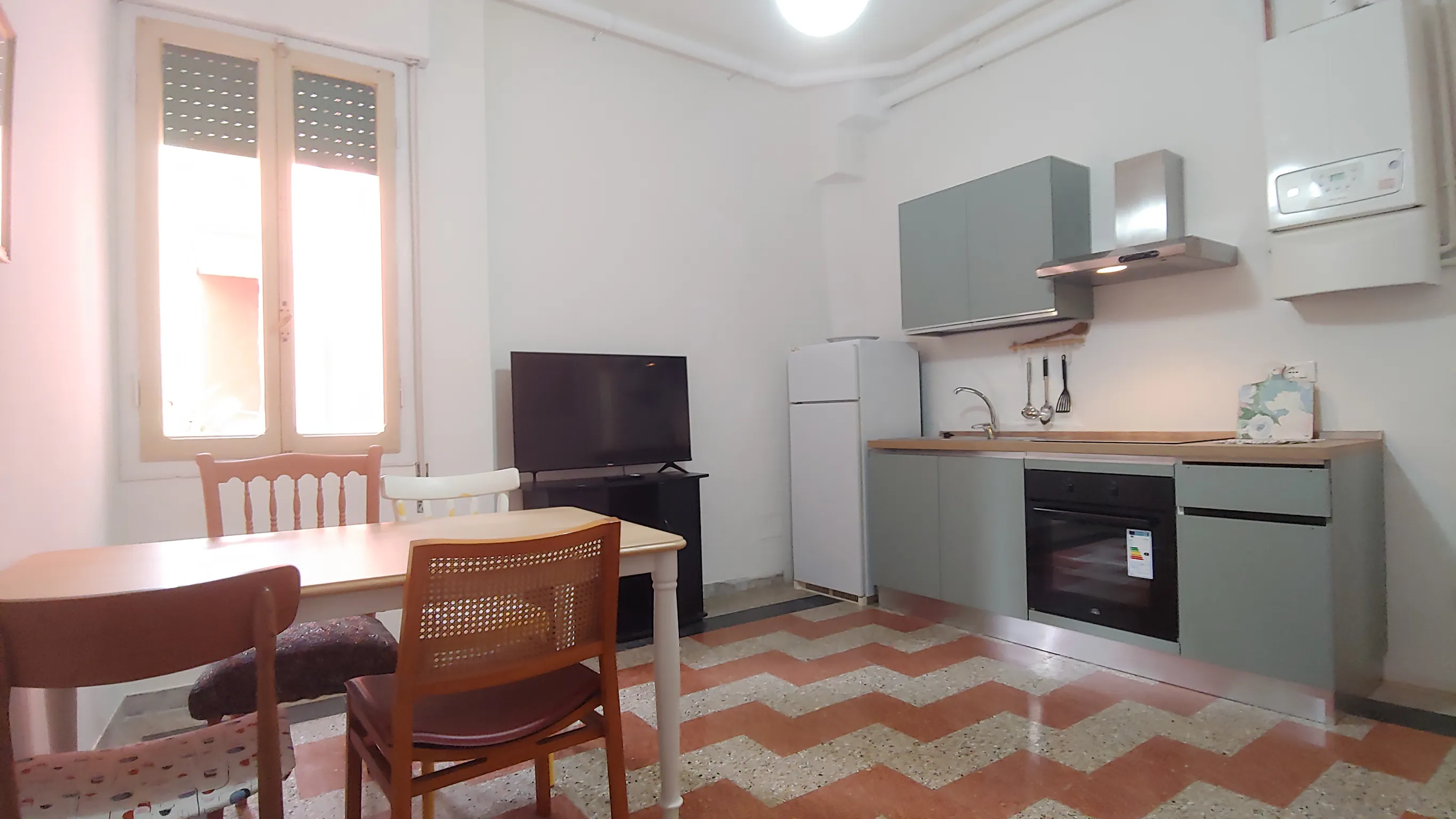 3-Bedroom Building in Via Gastone Rossi, Bologna (1529467) ROOM 3