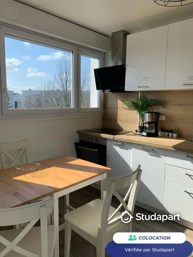 Private room for rent on Rue Pierre Bouguer, Nantes - Plus