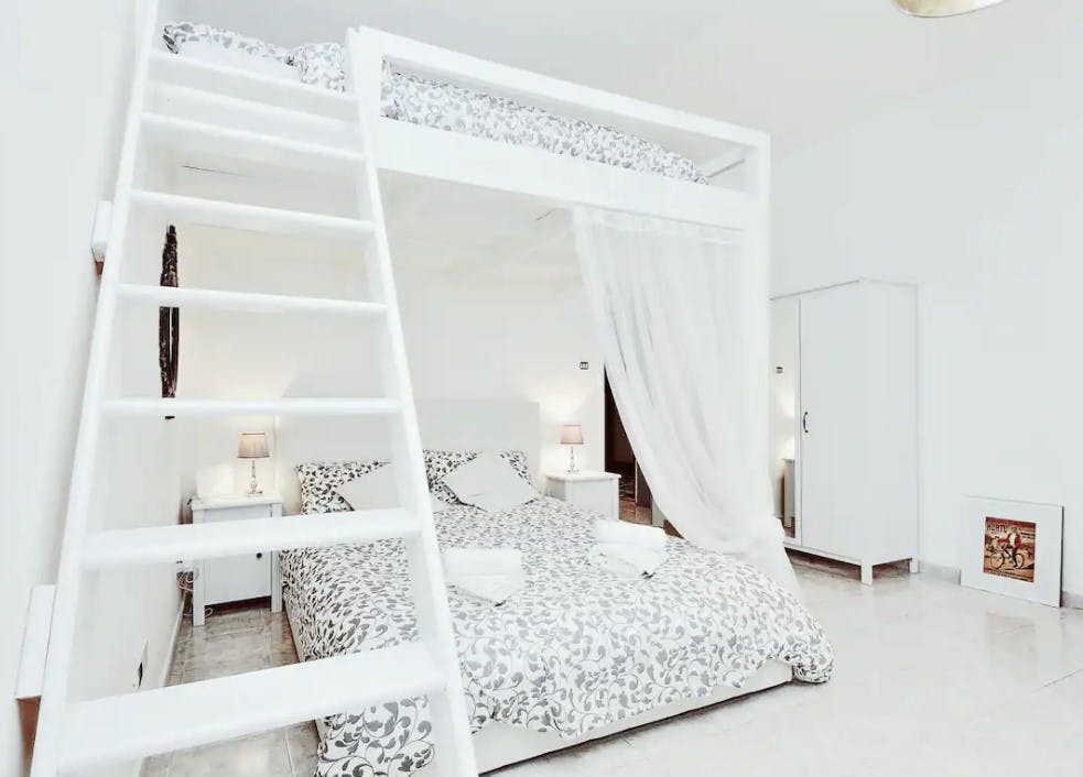 Студія за оренду для 1 500 EUR на місяць у Rome, Via Laura Mantegazza