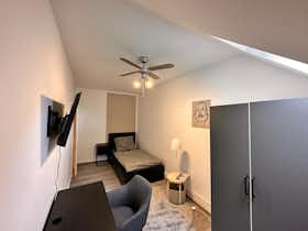 Private room for rent for €595 per month in Frankfurt am Main, Odenwaldstraße