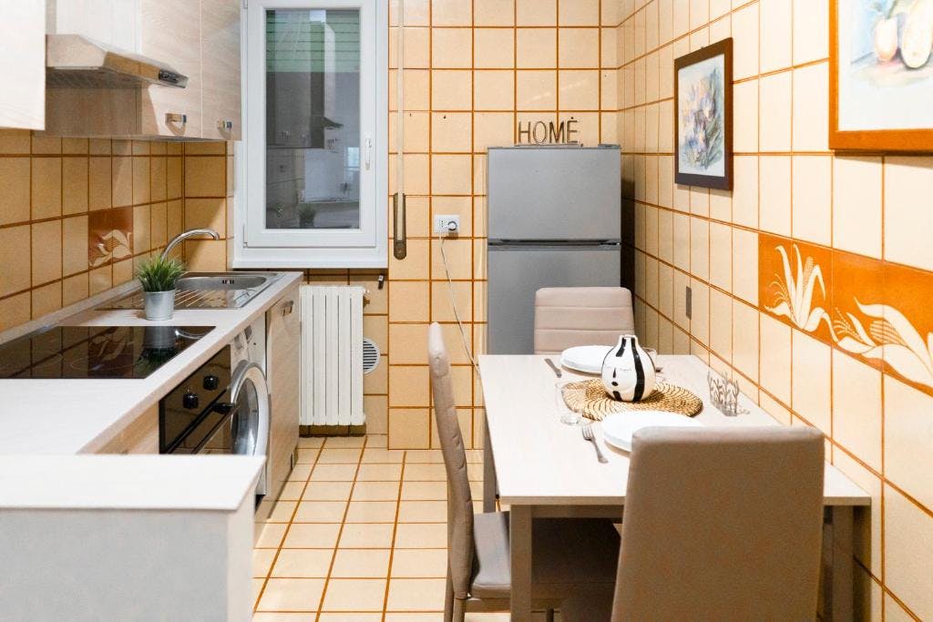 House for rent for €1,600 per month in Milan, Via Marco d'Agrate