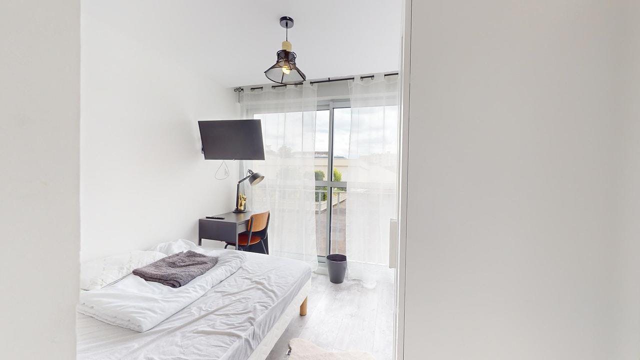 Rue Geuffroy, Rouen preview