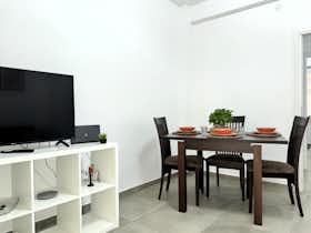 Apartment for rent for €3,225 per month in Ventimiglia, Lungomare Trento Trieste