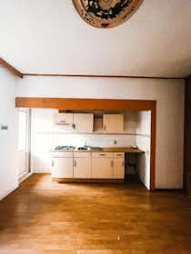Отдельная комната сдается в аренду за 500 € в месяц в Rotterdam, Meekrapstraat