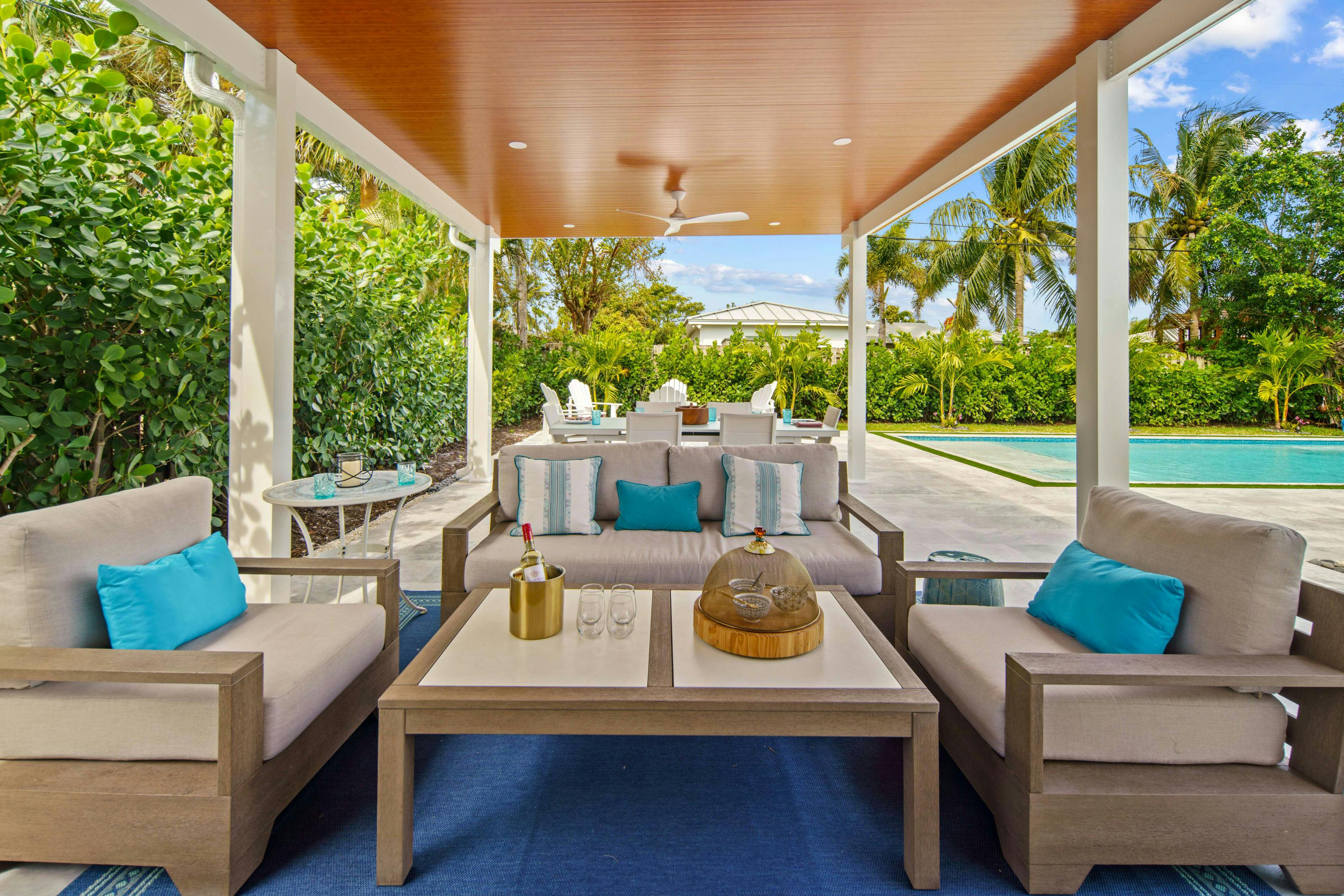 Dom do wynajęcia za $14,833 miesięcznie w mieście West Palm Beach, Orange Way