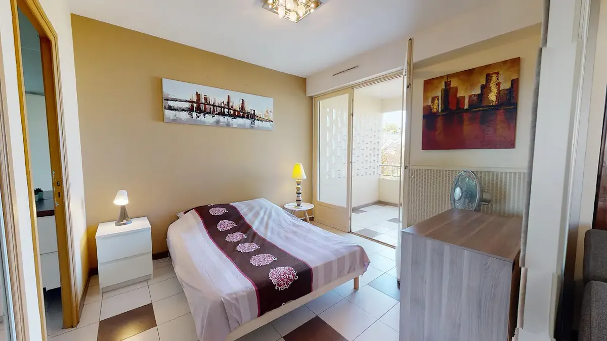 1-Bedroom Apartment in Rue Commandant Charcot, Lyon (1530320) ROOM