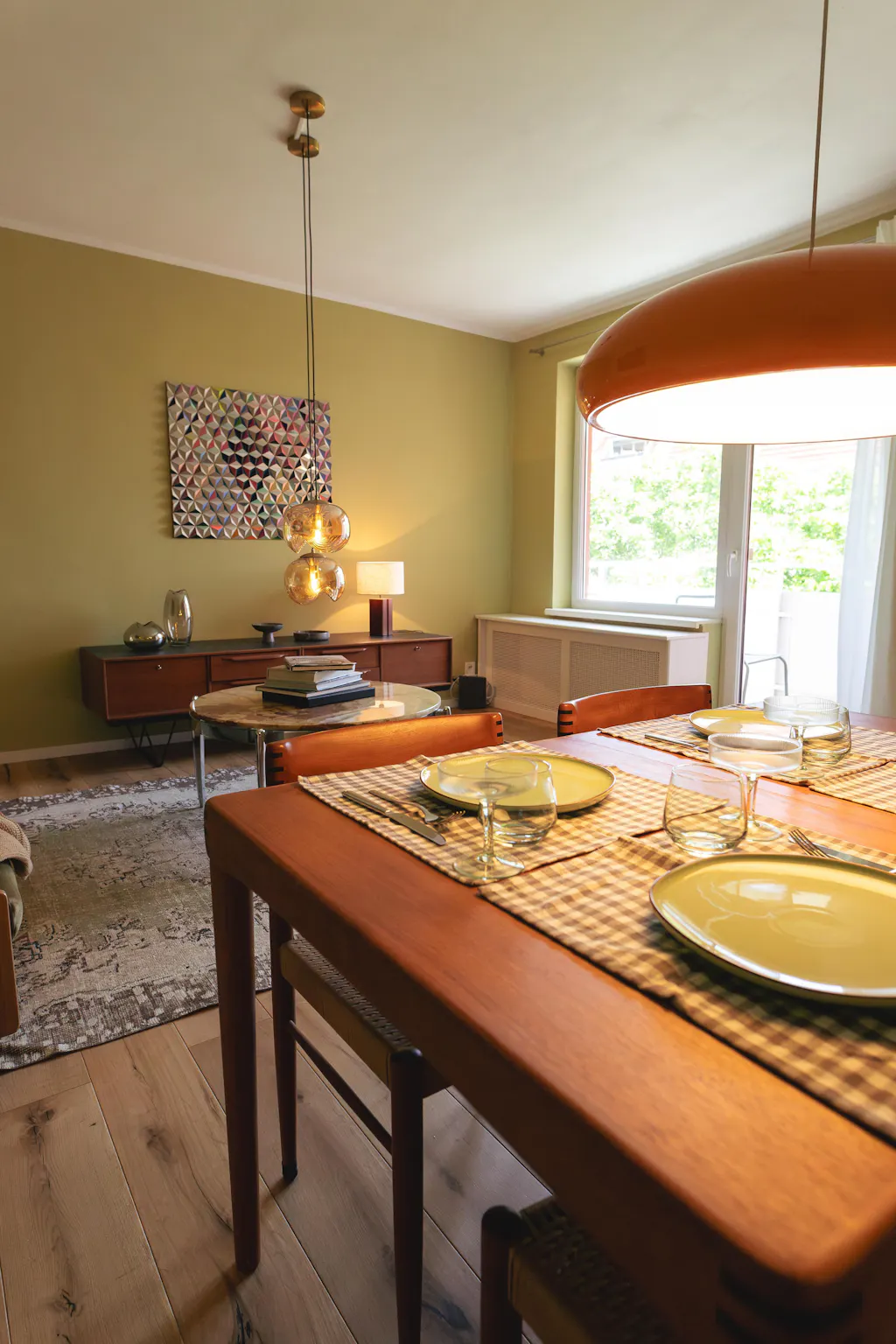 Salzburger Straße, Berlin preview