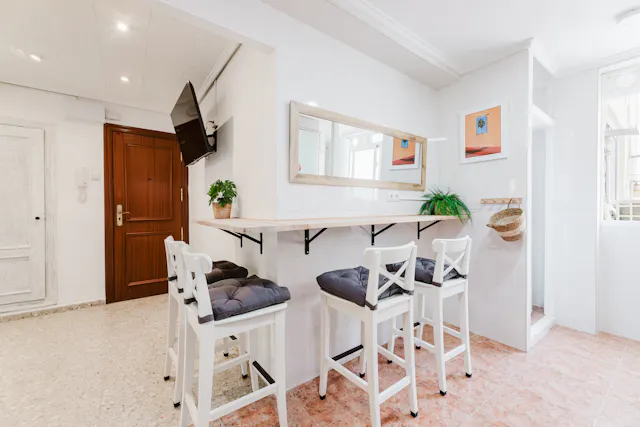 Private room in Carrer Pic del Teide, Valencia (1530357) room image 2