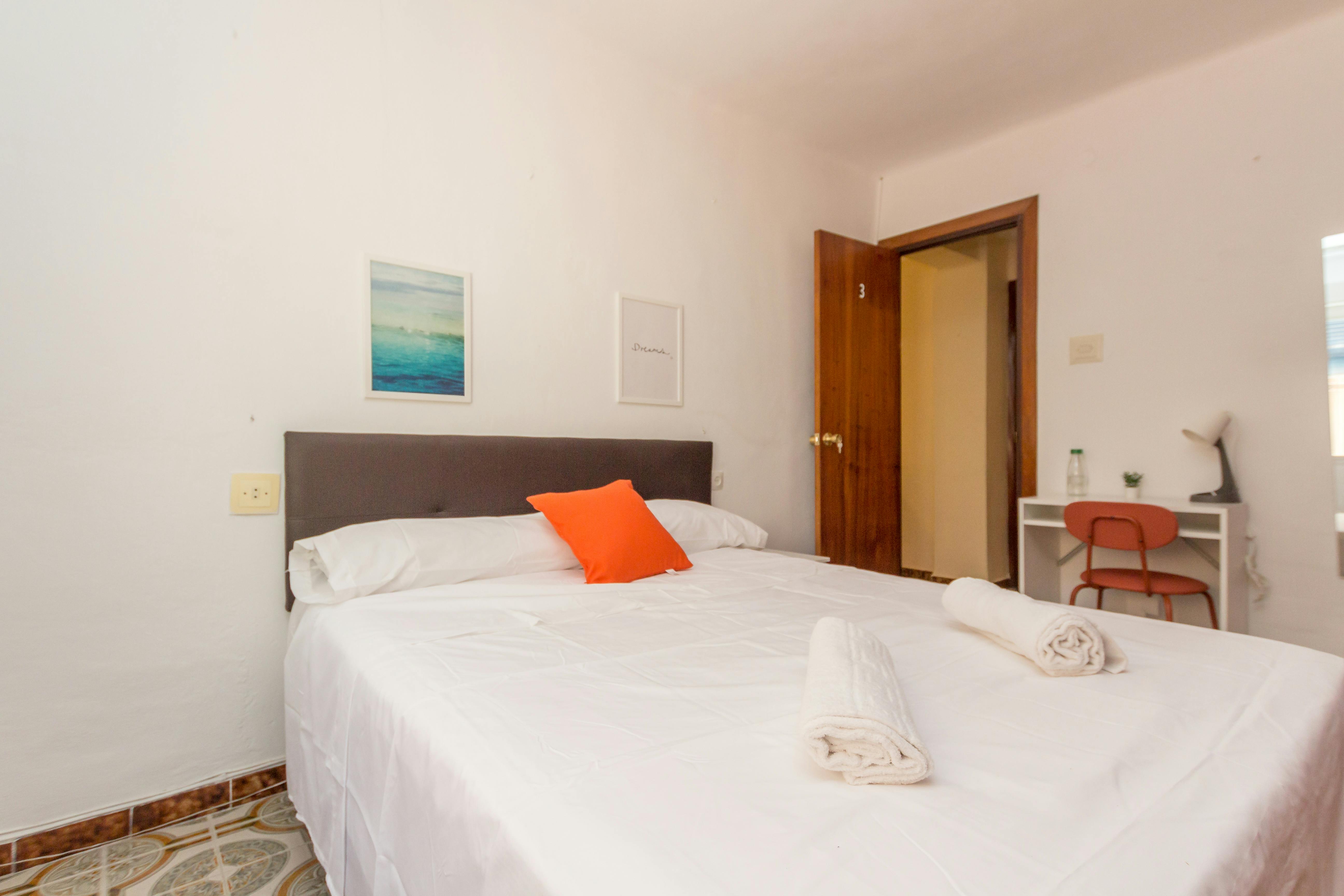 Private room for rent for €460 per month in Málaga, Pasaje Pezuela