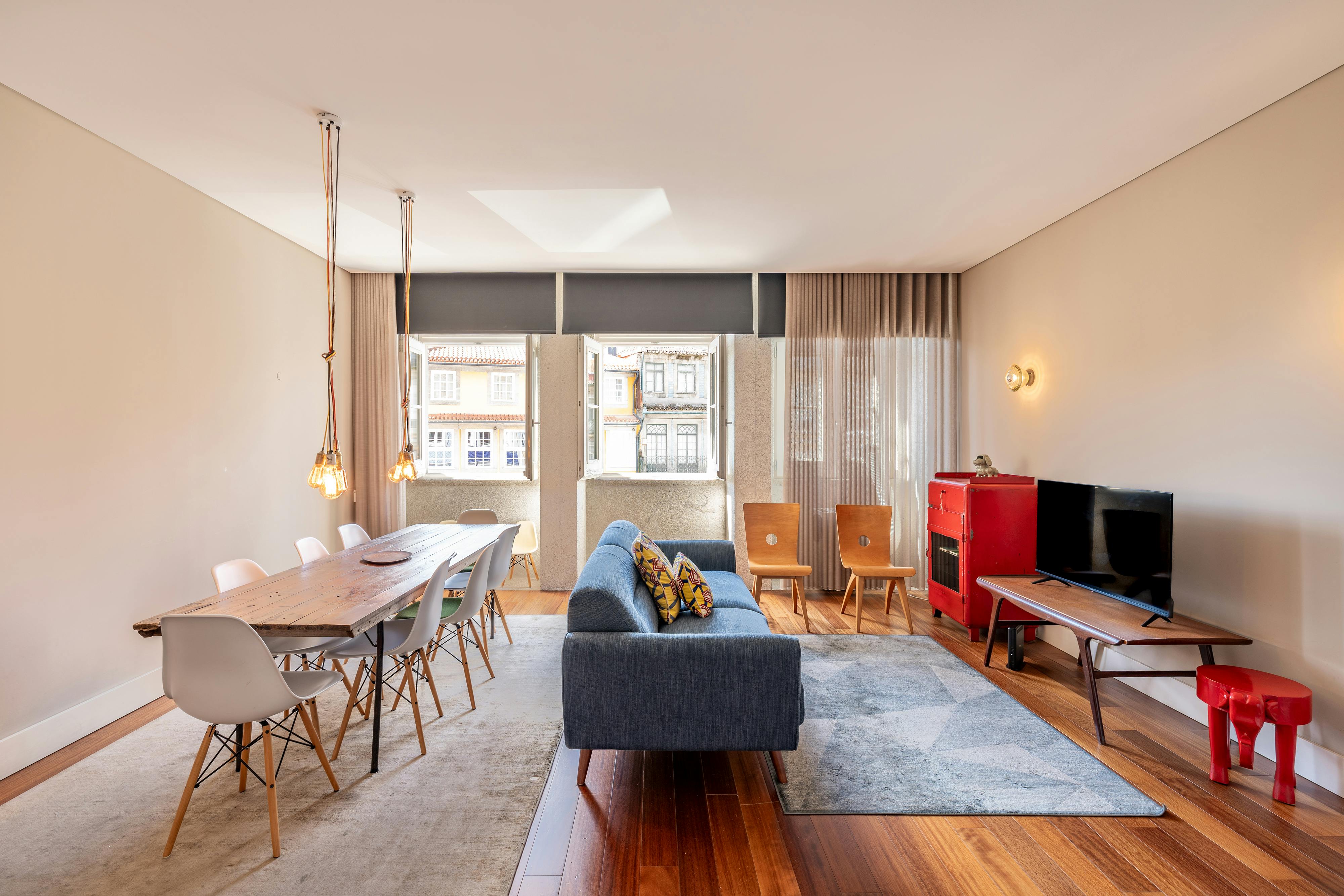 Largo dos Lóios, Porto preview