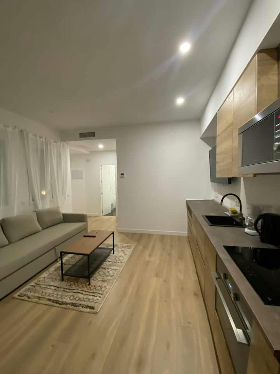 Calle de la Aduana, Madrid preview