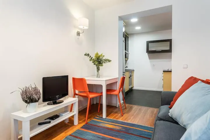 2-Bedroom Apartment in Calle de Almadén, Madrid (1530605) ROOM 1