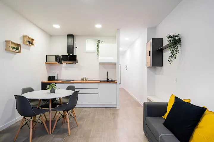 2-Bedroom Apartment in Calle de Santiago El Verde, Madrid (1530613) ROOM 1