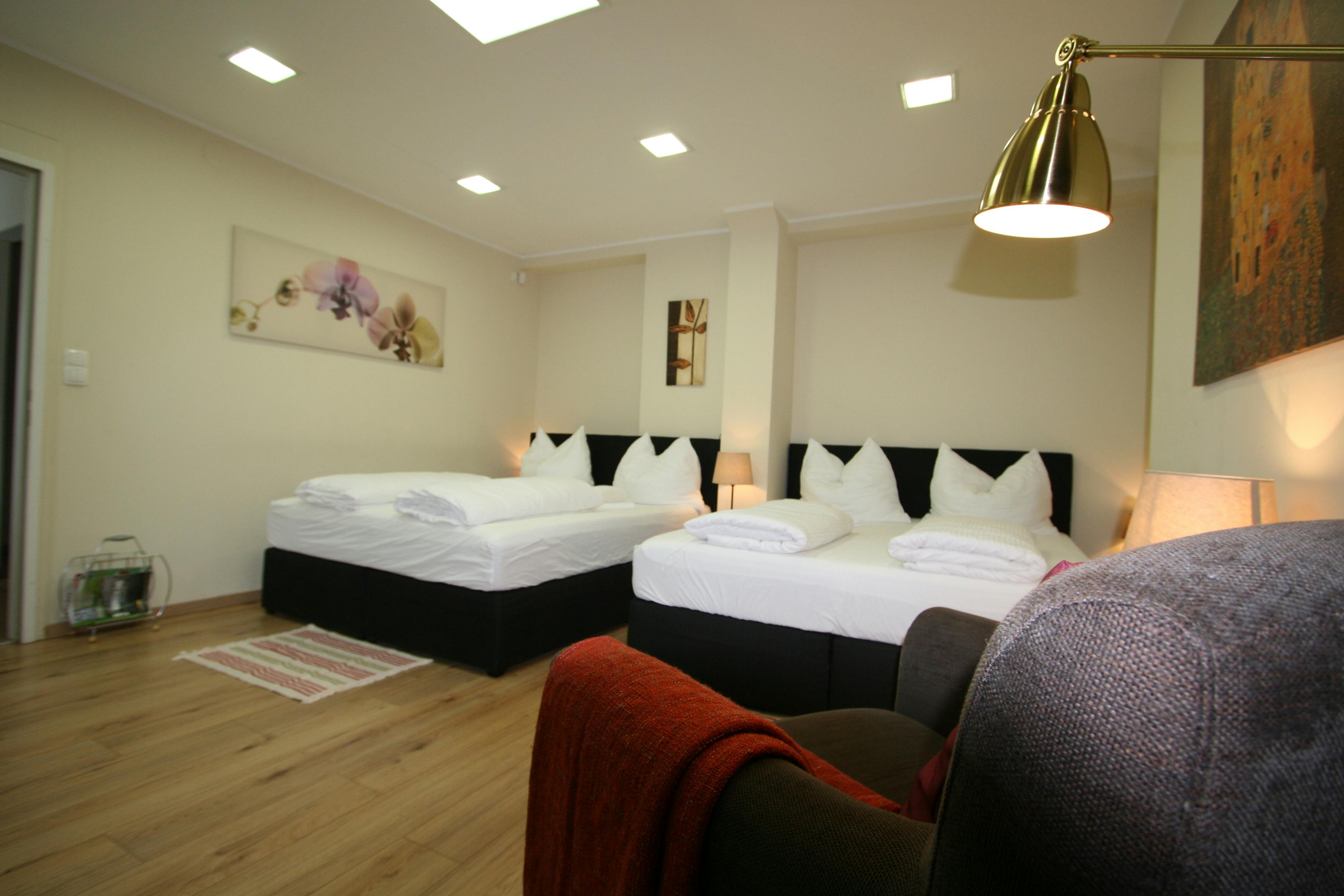 Triester Straße, Vienna preview