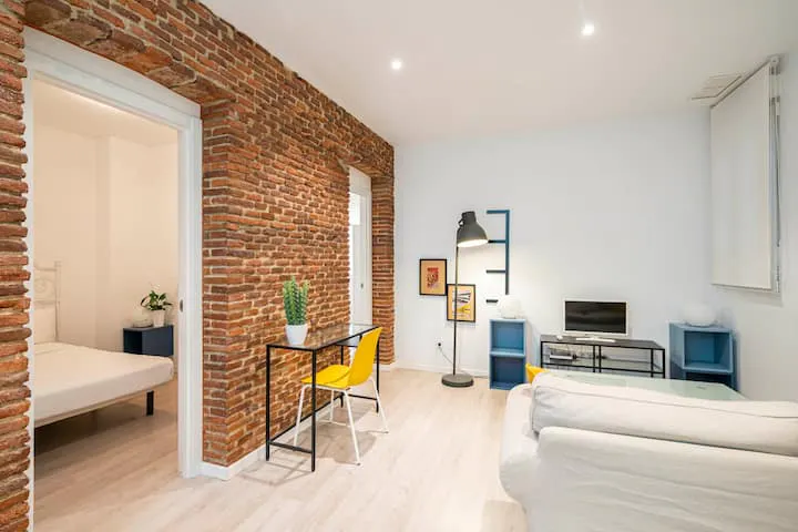 2-Bedroom Apartment in Calle del Carnero, Madrid (1530755) ROOM 1