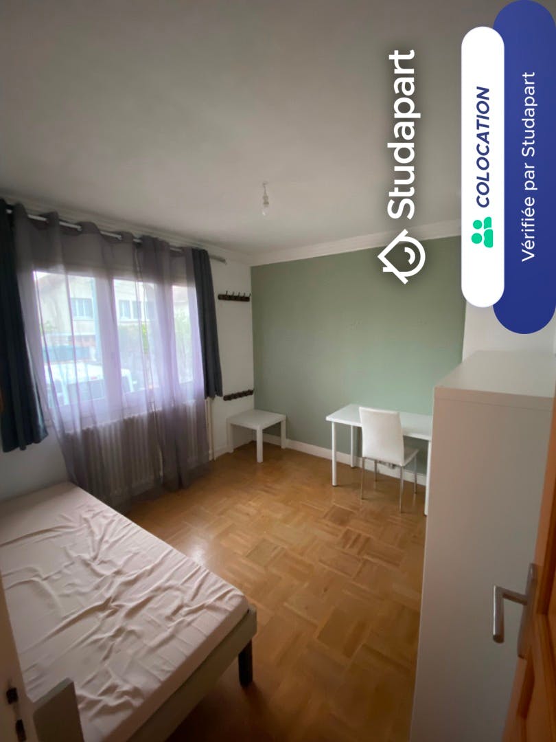 Private room for rent on Rue des Castors, Melun - Όψη 6
