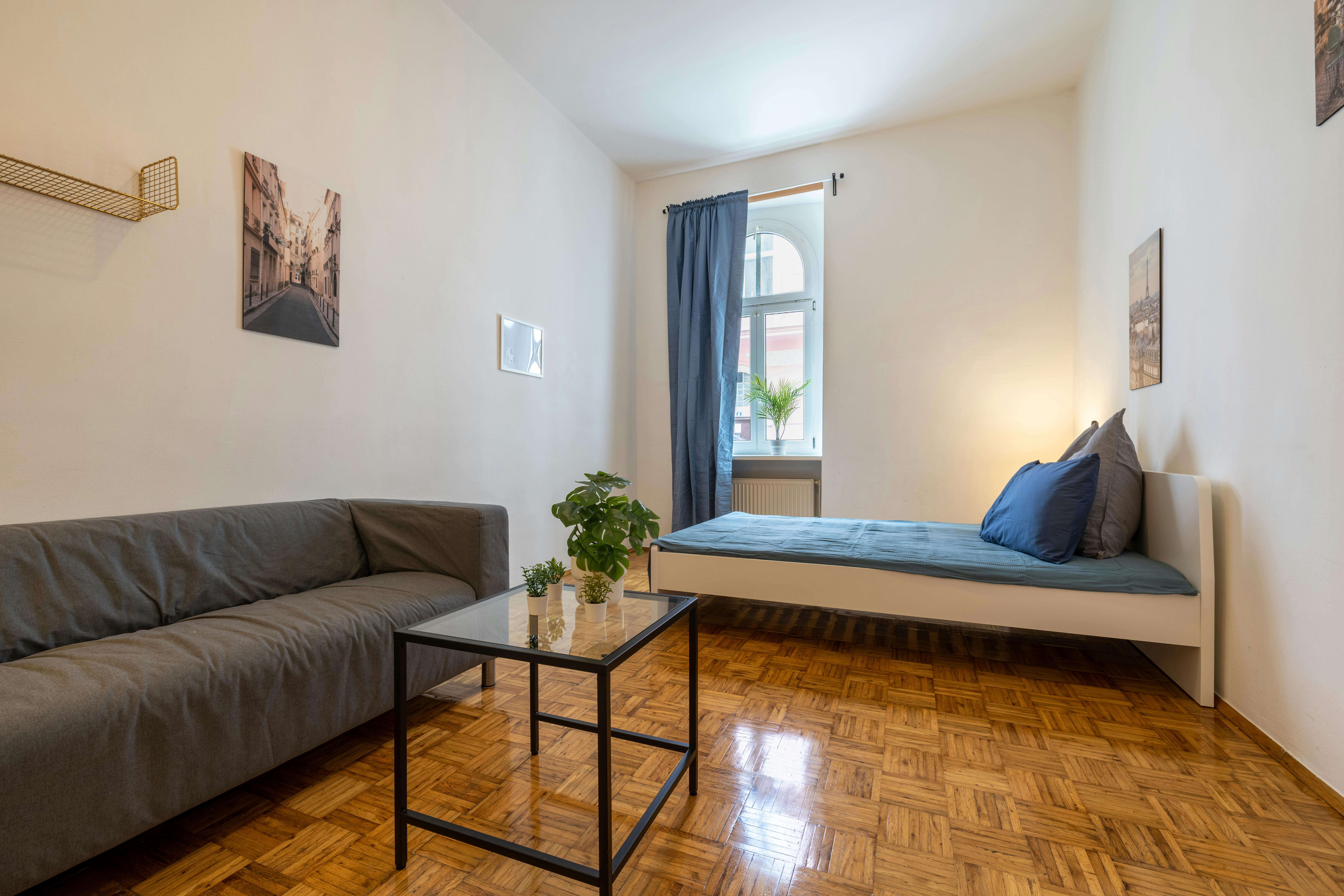 Nickelgasse, Vienna preview