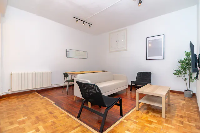 Private room in Calle de San Nicolás, Pamplona (1531059) room image 10