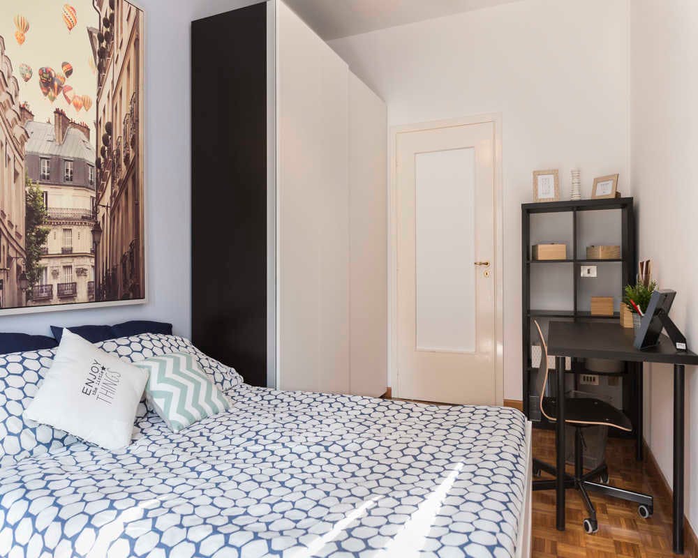 Private room for rent for €570 per month in Cesano Boscone, Via delle Acacie