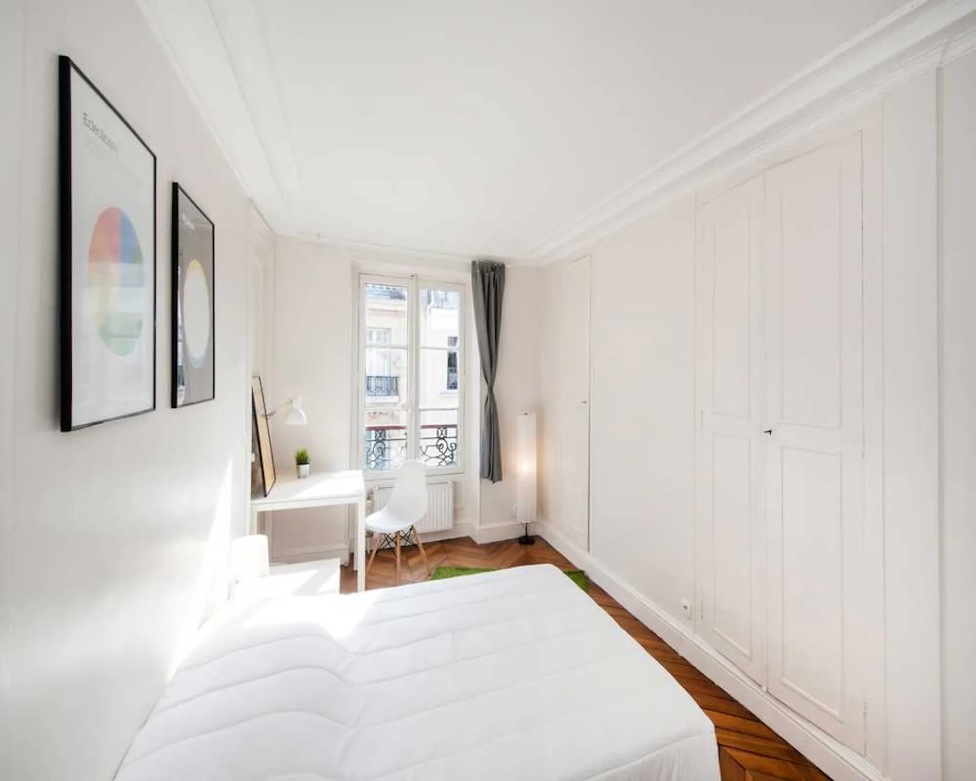 Rue Rambuteau, Paris preview