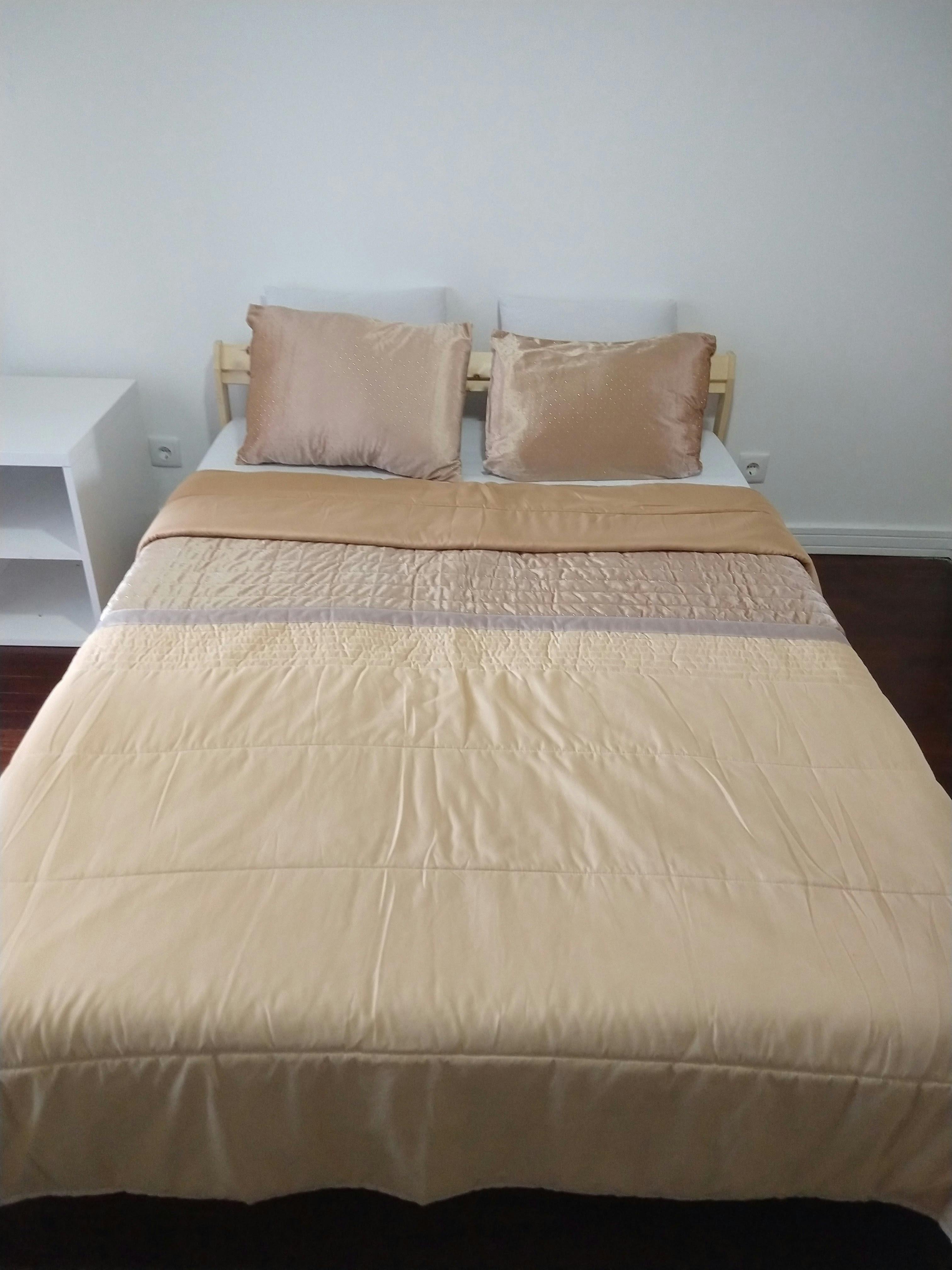 Habitación privada en alquiler por 900 € al mes en Almada, Rua Elvira Velez