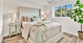 Отдельная комната сдается в аренду за $1,495 в месяц в Miami, NE 83rd Ter