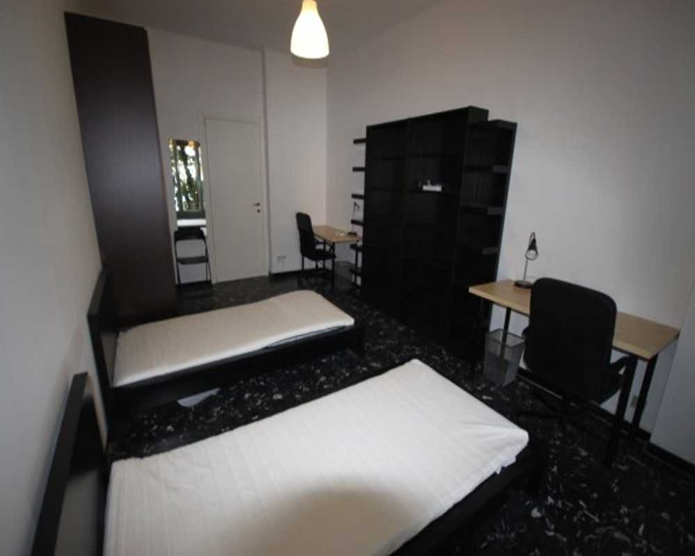 Largo Giovanni Battista Scalabrini, Milan preview