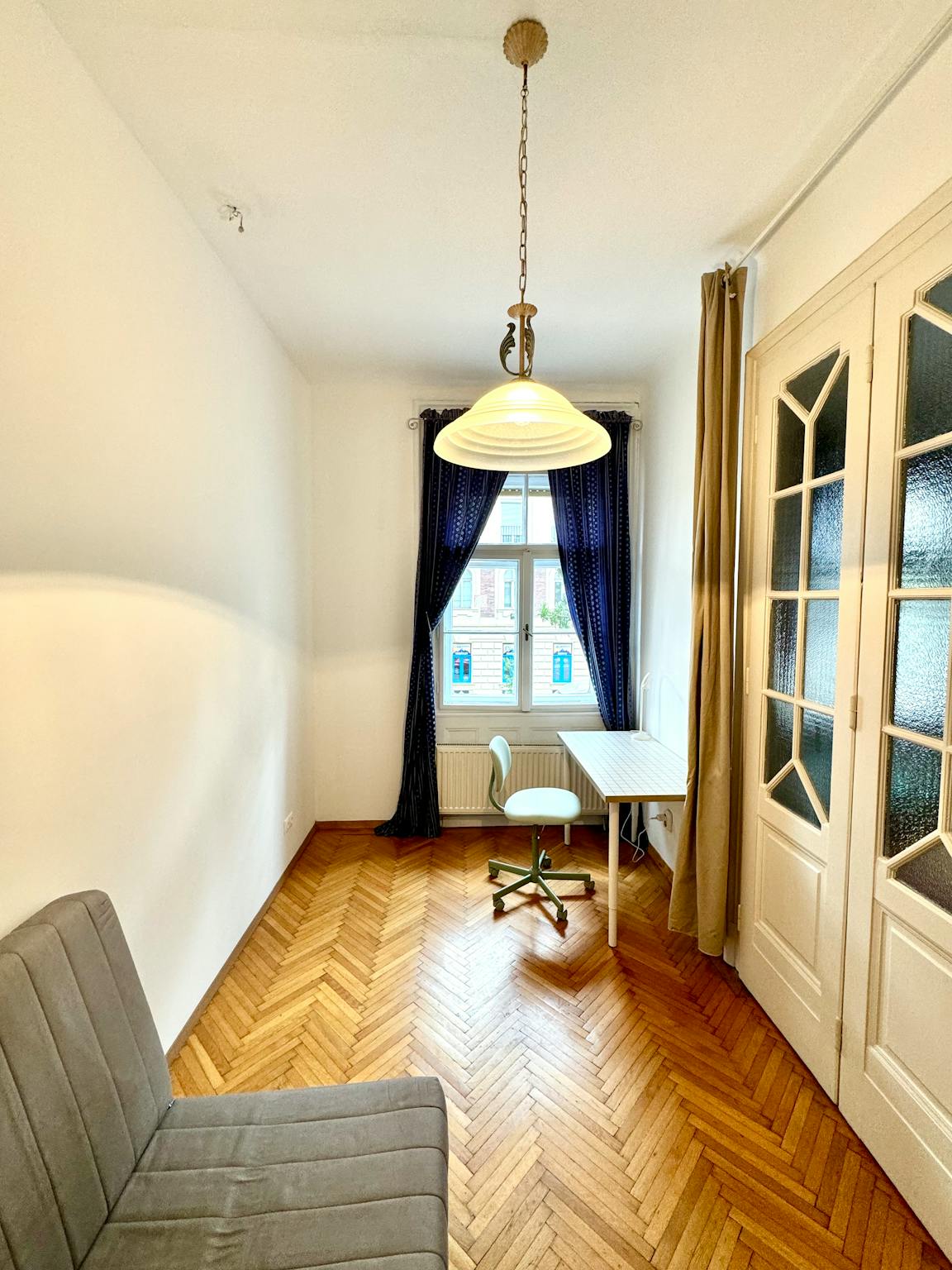 Pacsirtamező utca, Budapest preview