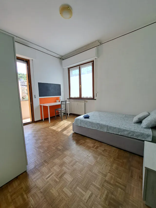 Private room in Via Carlo Dalmazio Minoretti, Genoa (1531445) room image 1