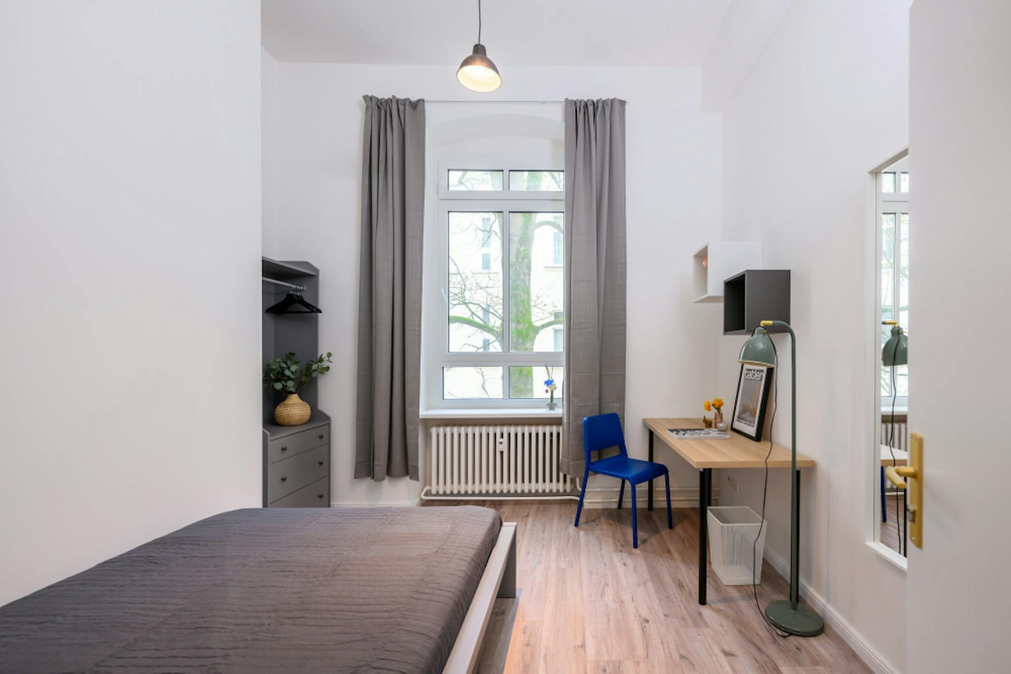 Leibnizstraße, Berlin preview