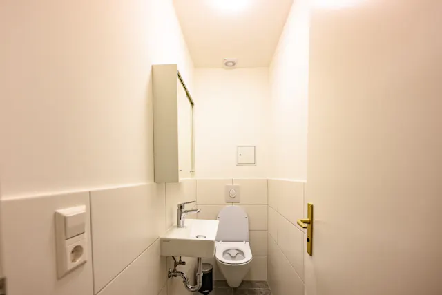 Private room in Leibnizstraße, Berlin (1531673) room image 10