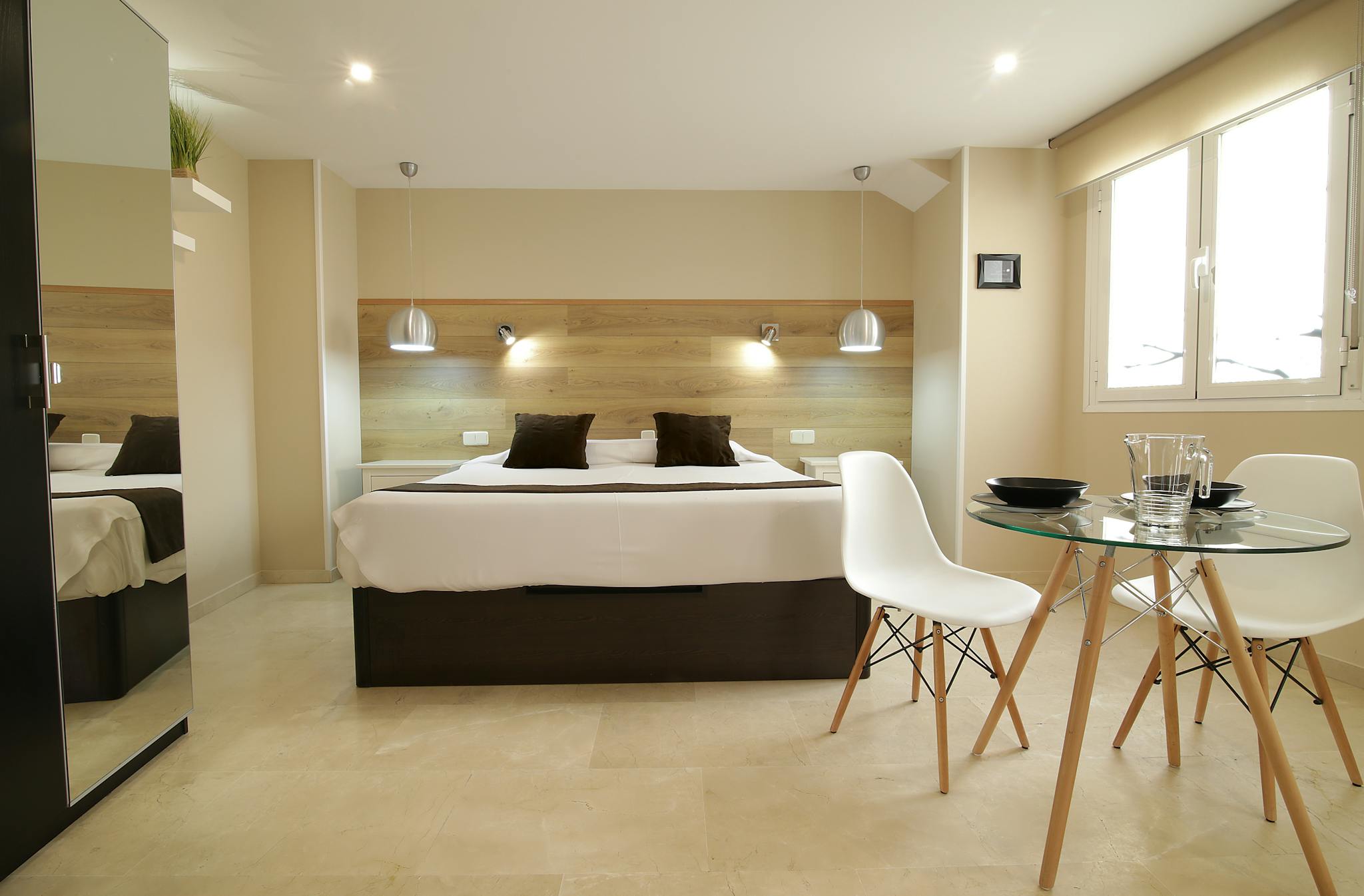 Calle de los Bordadores, Madrid preview