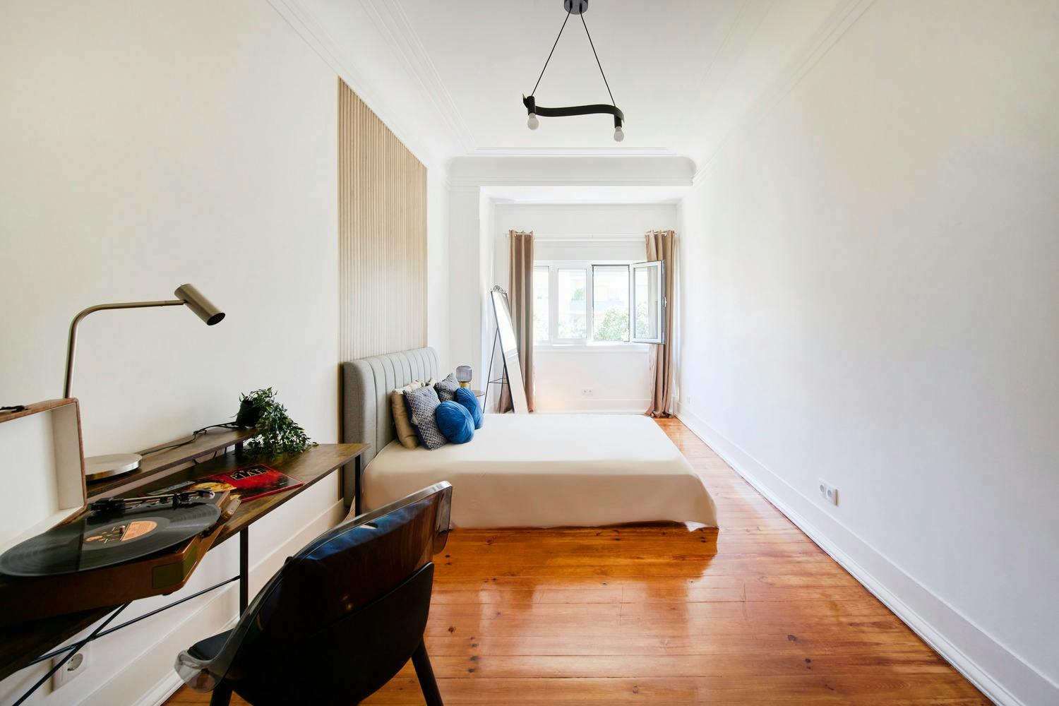 Avenida Poeta Mistral, Lisbon preview