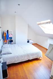 Private room for rent for €450 per month in Forest, Avenue de la Verrerie