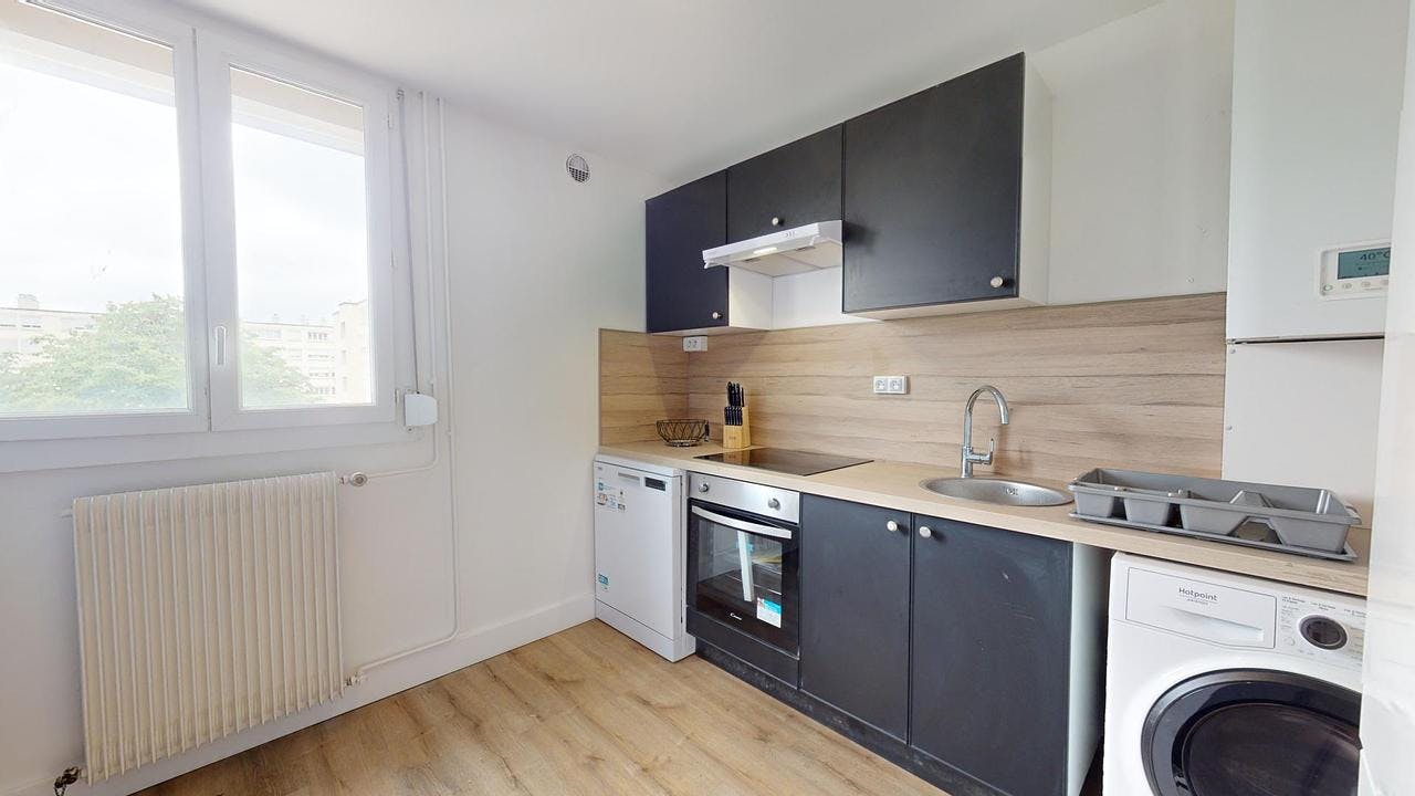Apartment Lyon, 64m² — photo 1