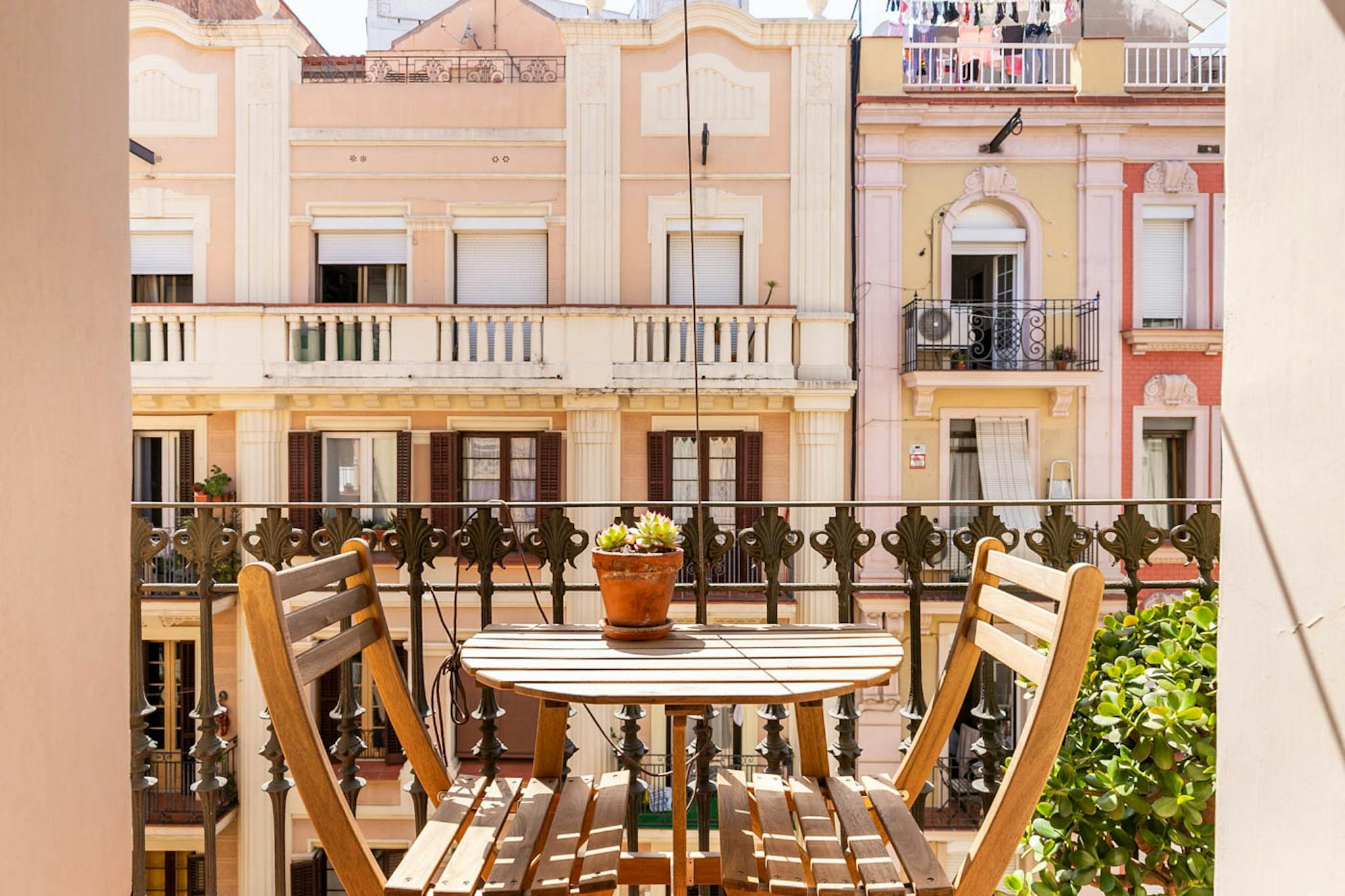 Carrer de la Font Honrada, Barcelona preview