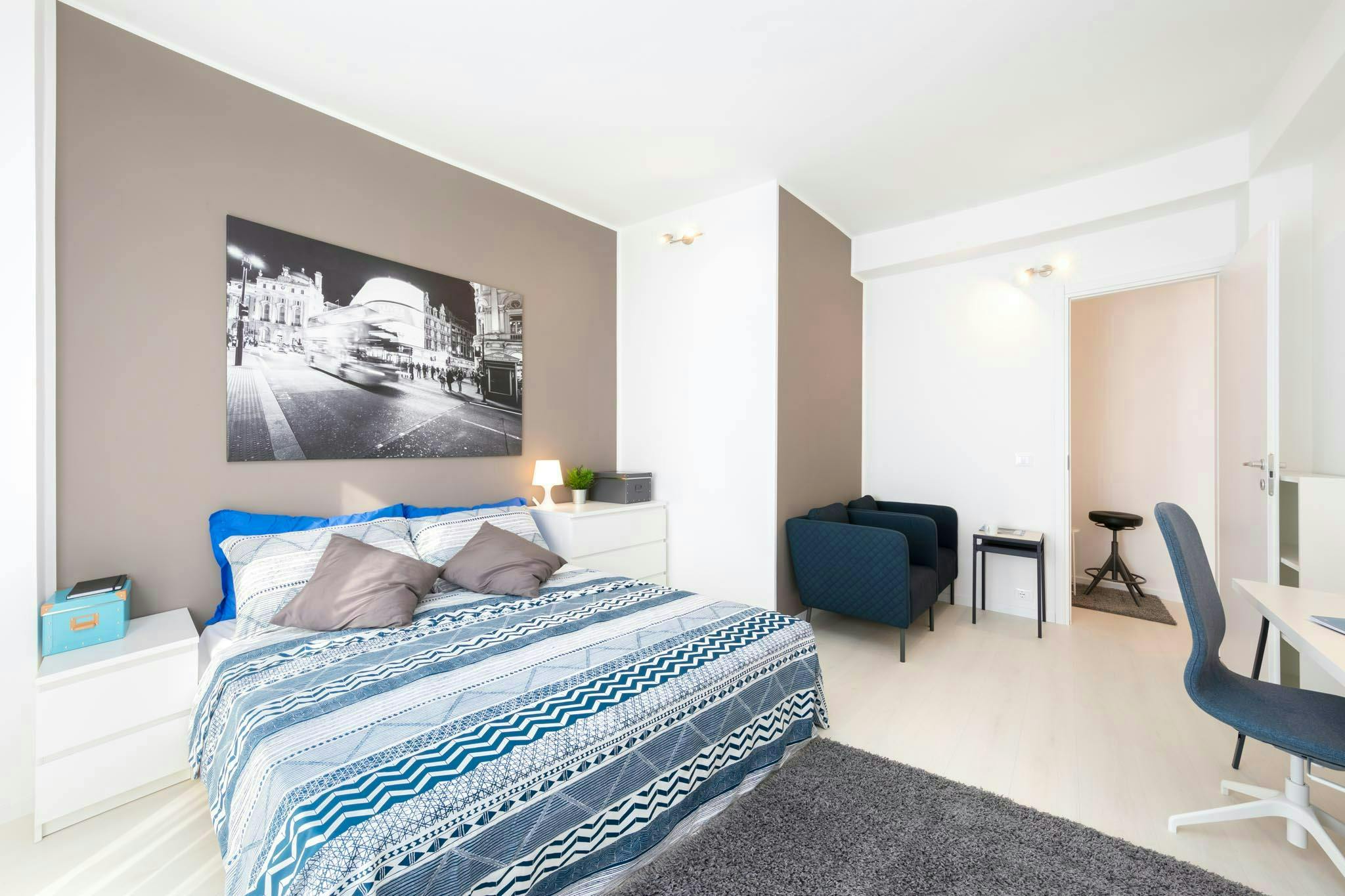 preview gallery tile