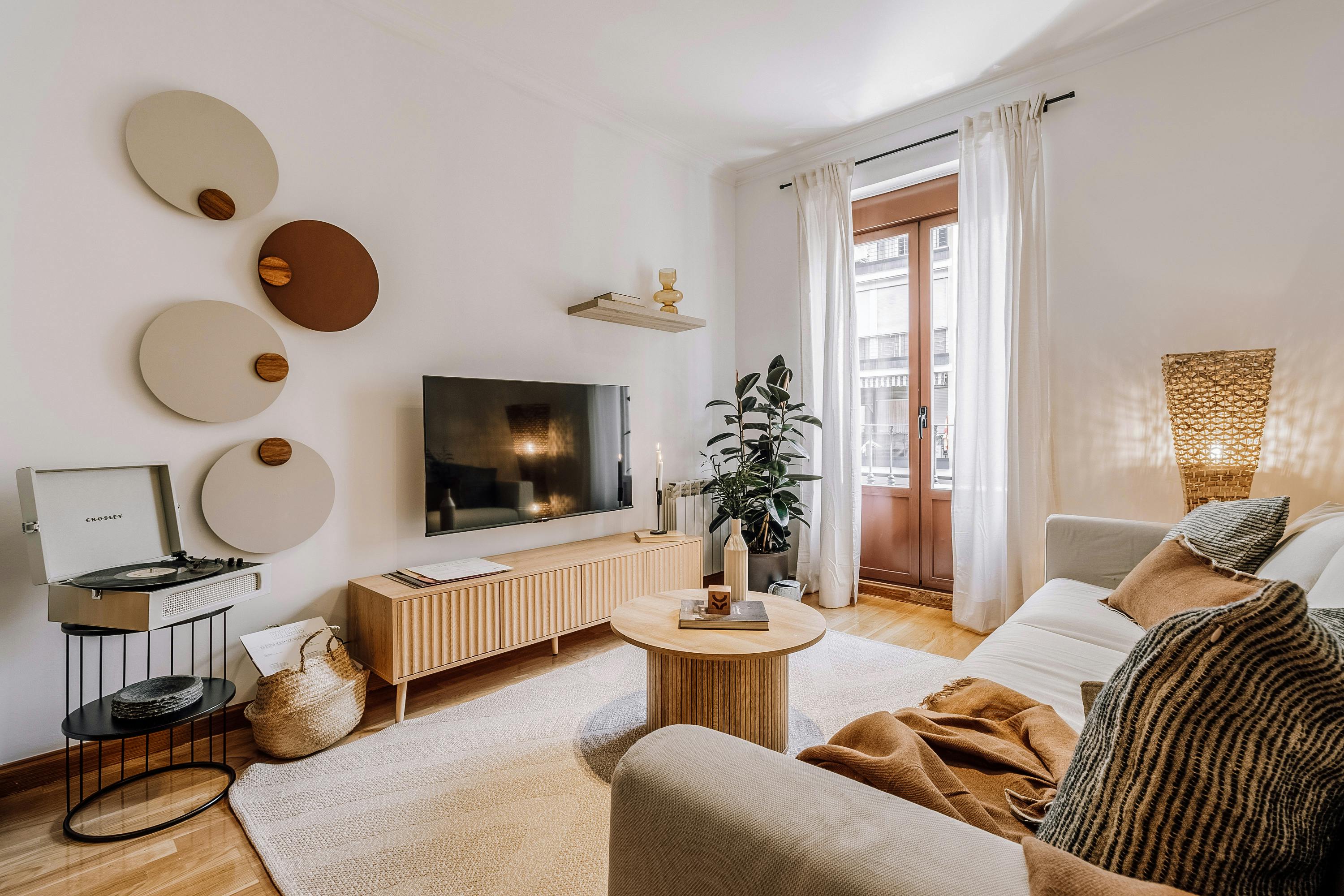 Apartment for rent for €2,697 per month in Madrid, Calle de Sandoval
