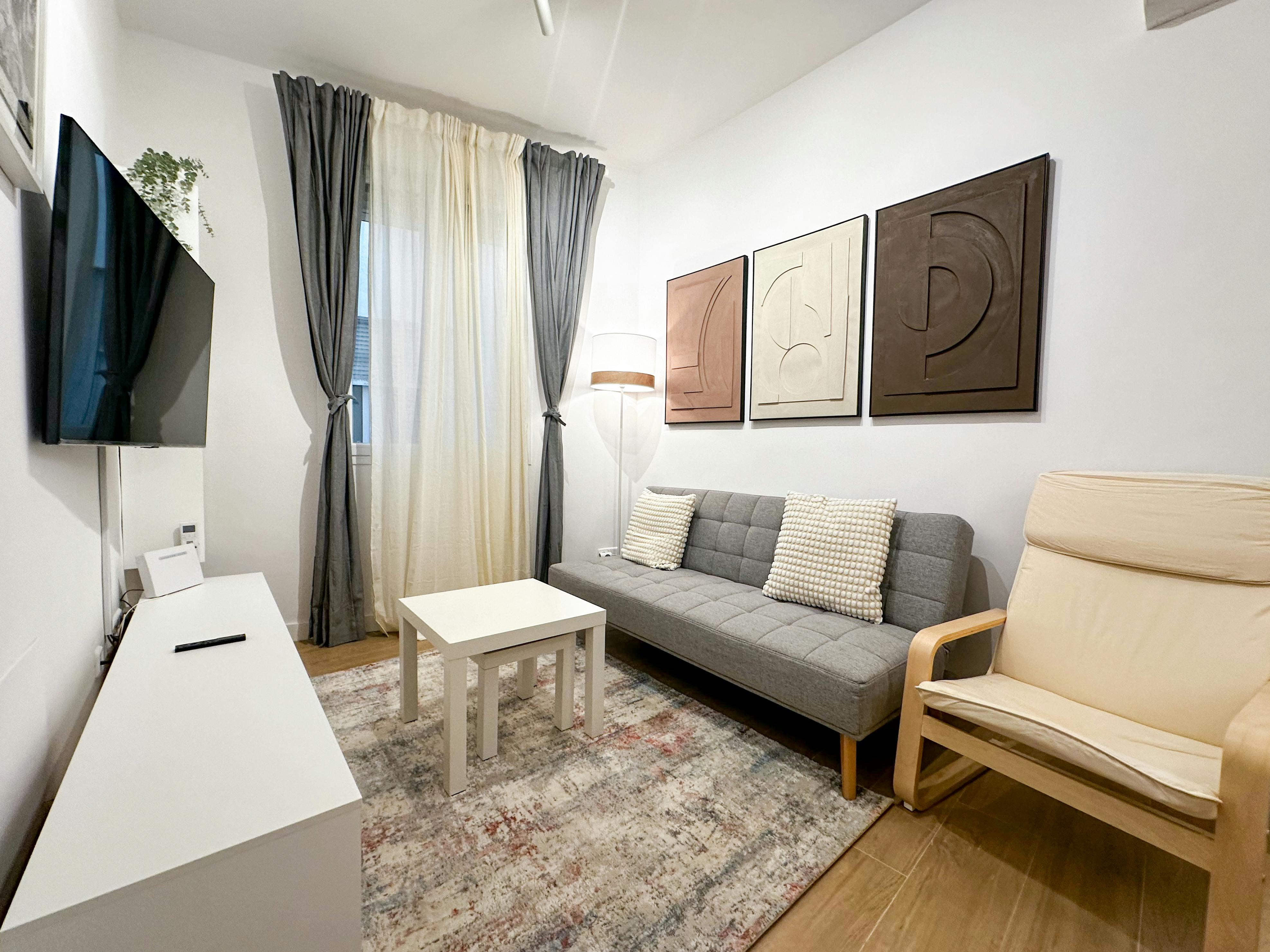 Calle de Alfonso VI, Madrid preview