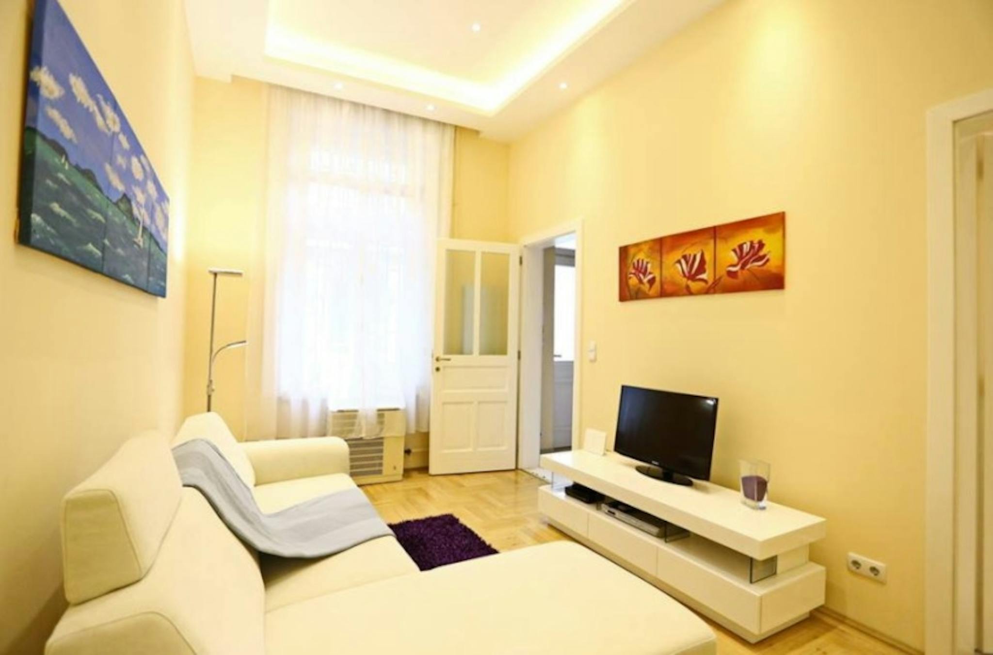 Ó utca, Budapest preview