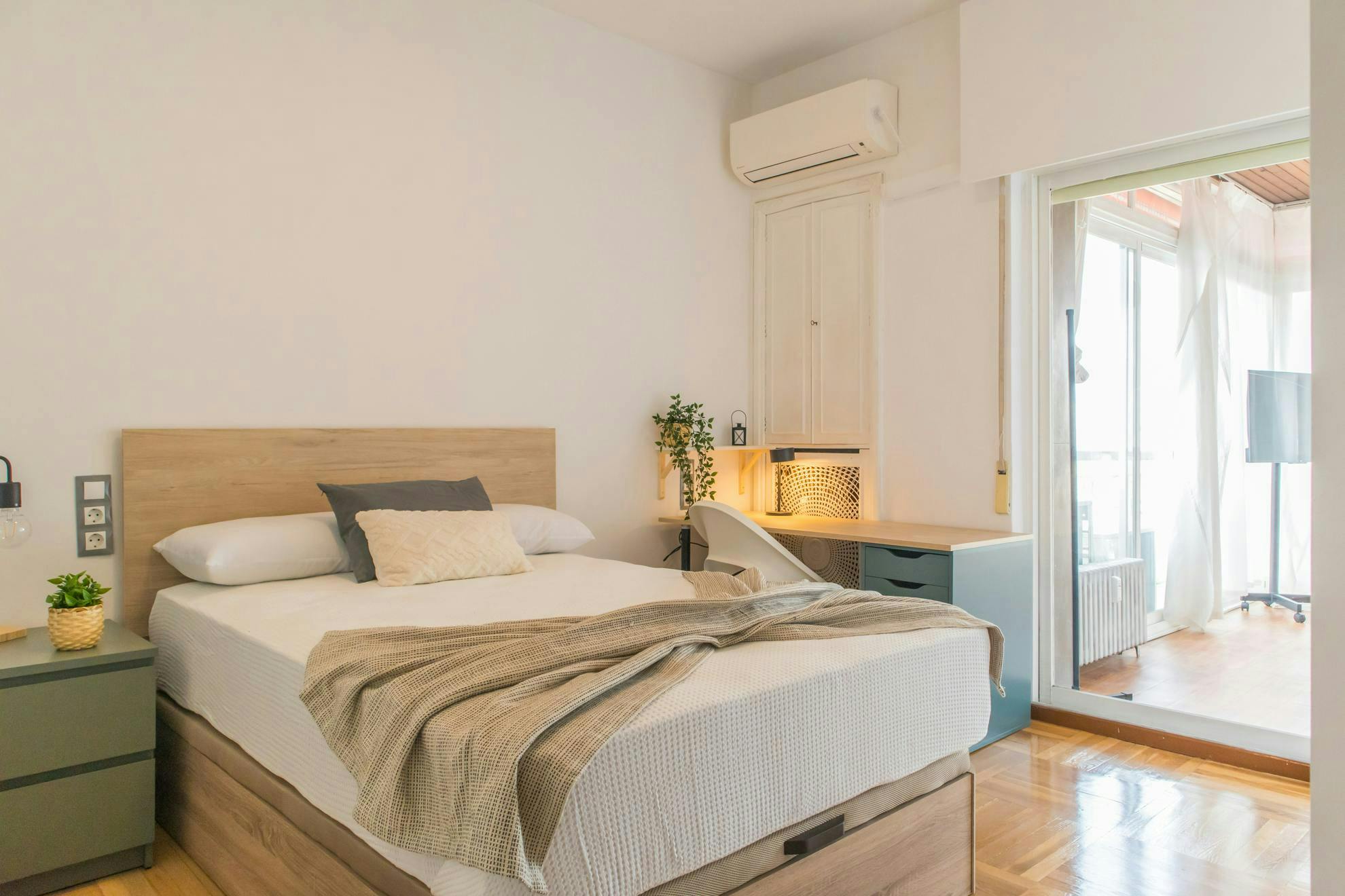 Calle de Cea Bermúdez, Madrid preview