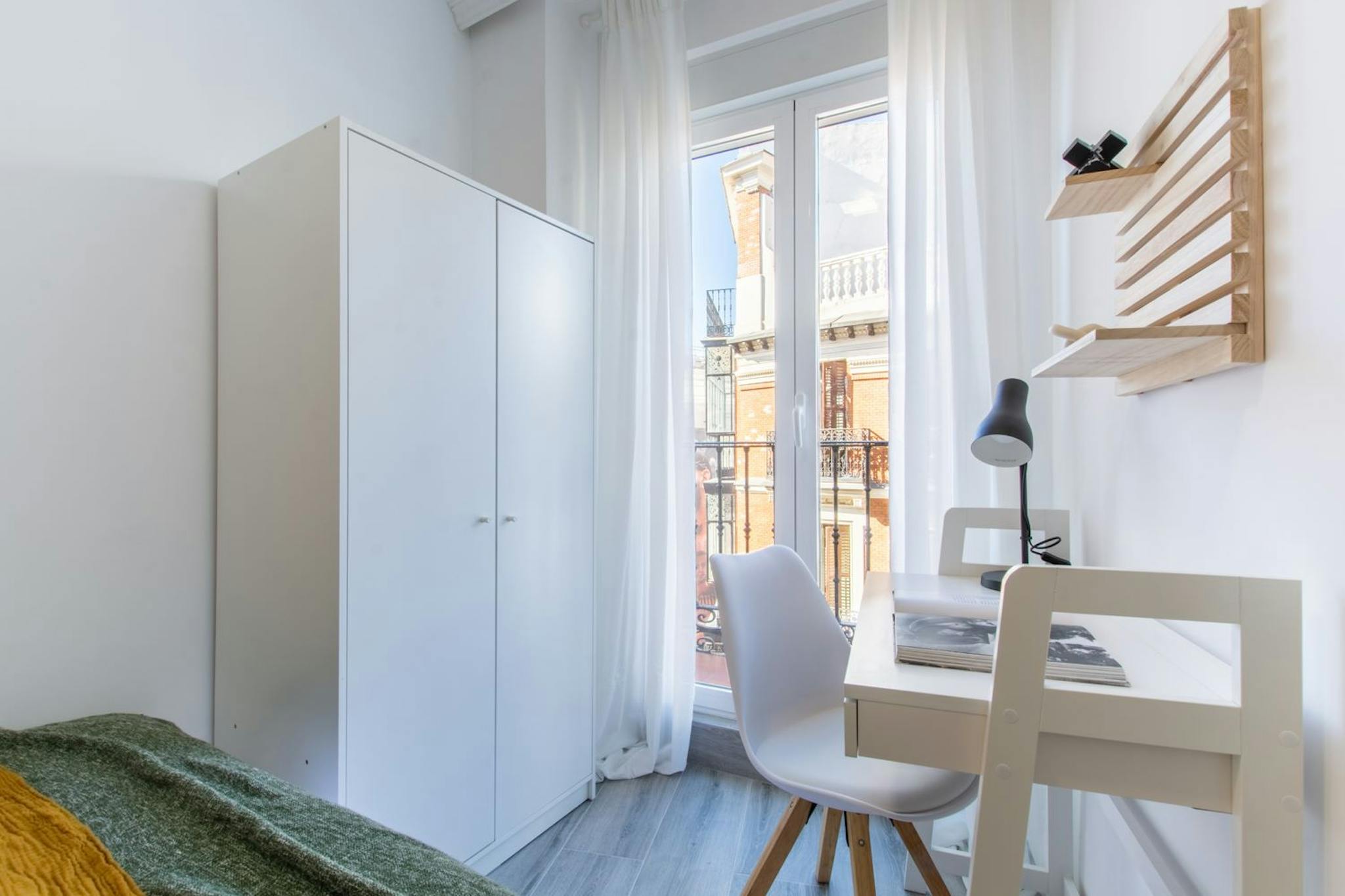 Calle de Tetuán, Madrid preview