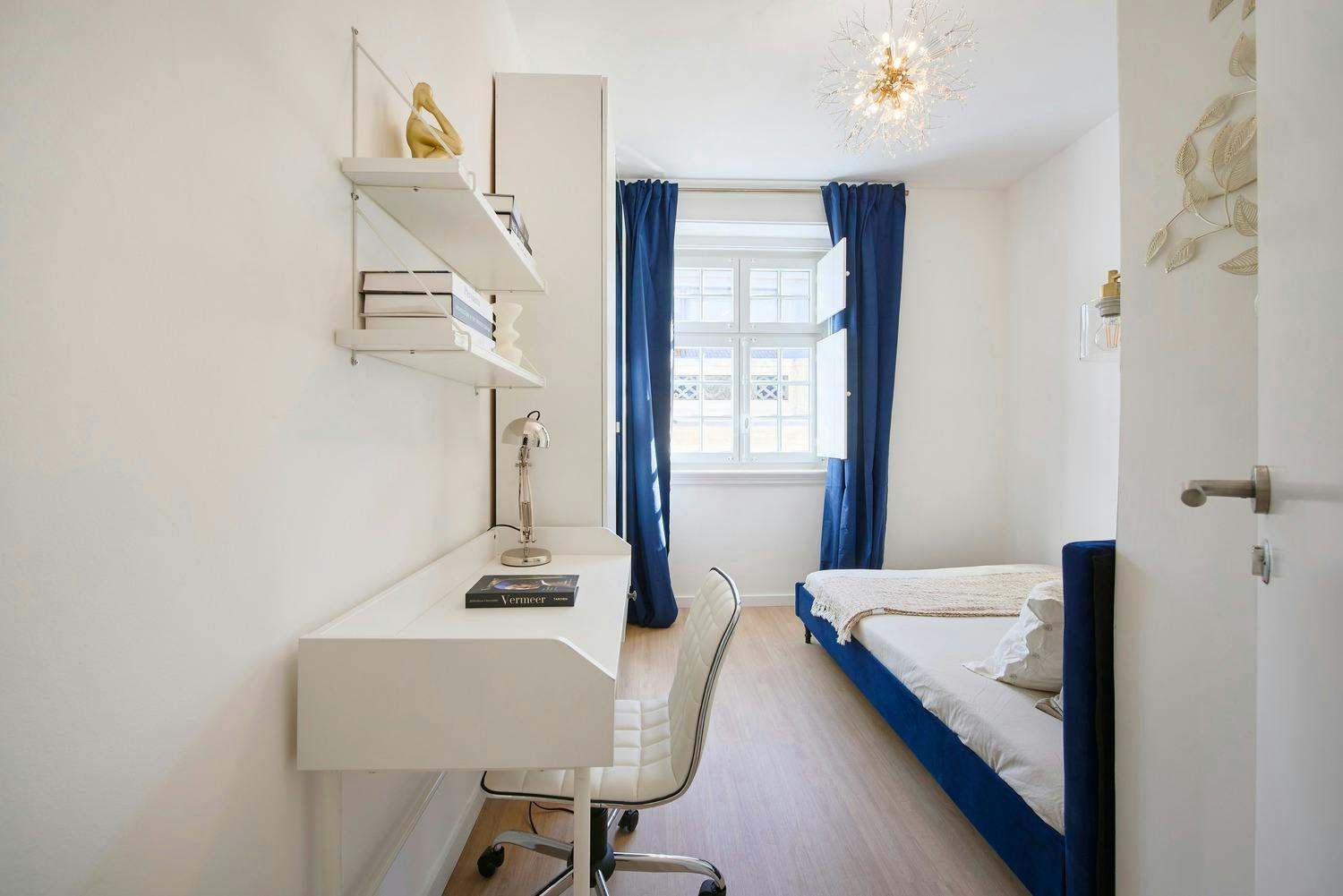 Rua das Chagas, Lisbon preview