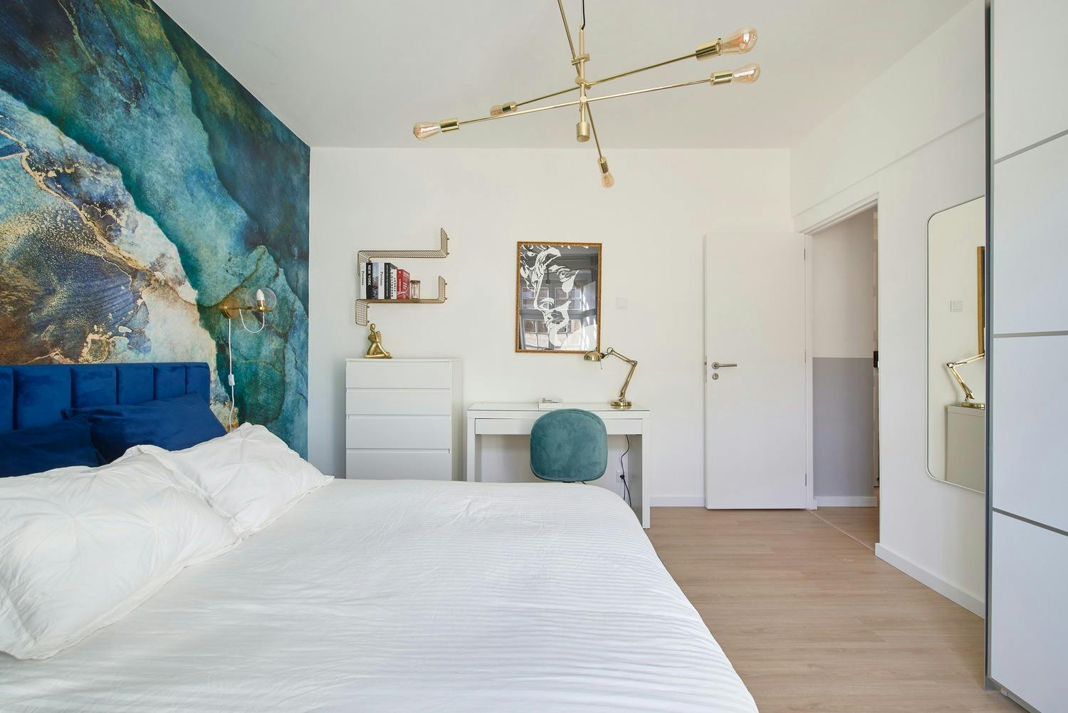 preview gallery tile