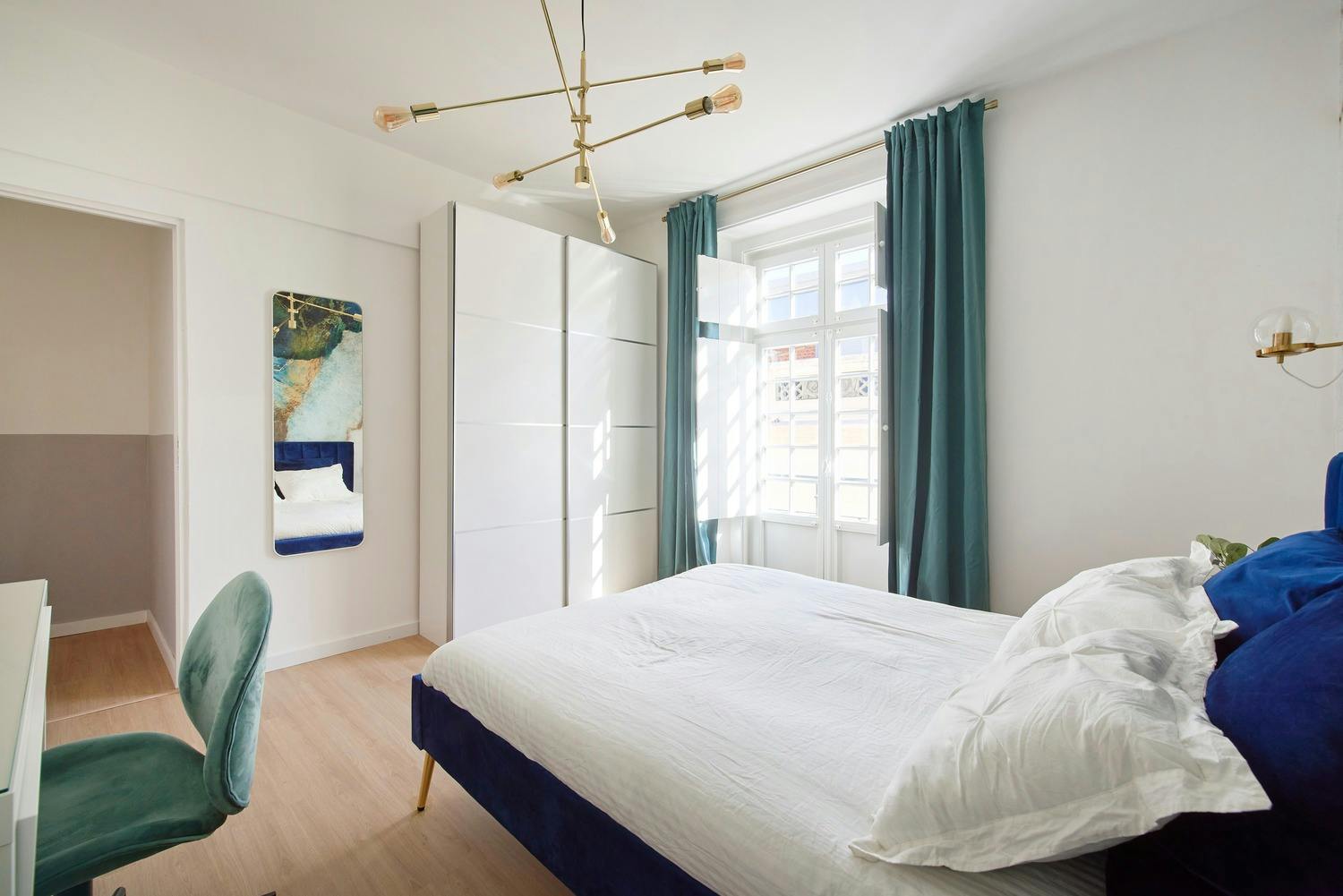 preview gallery tile