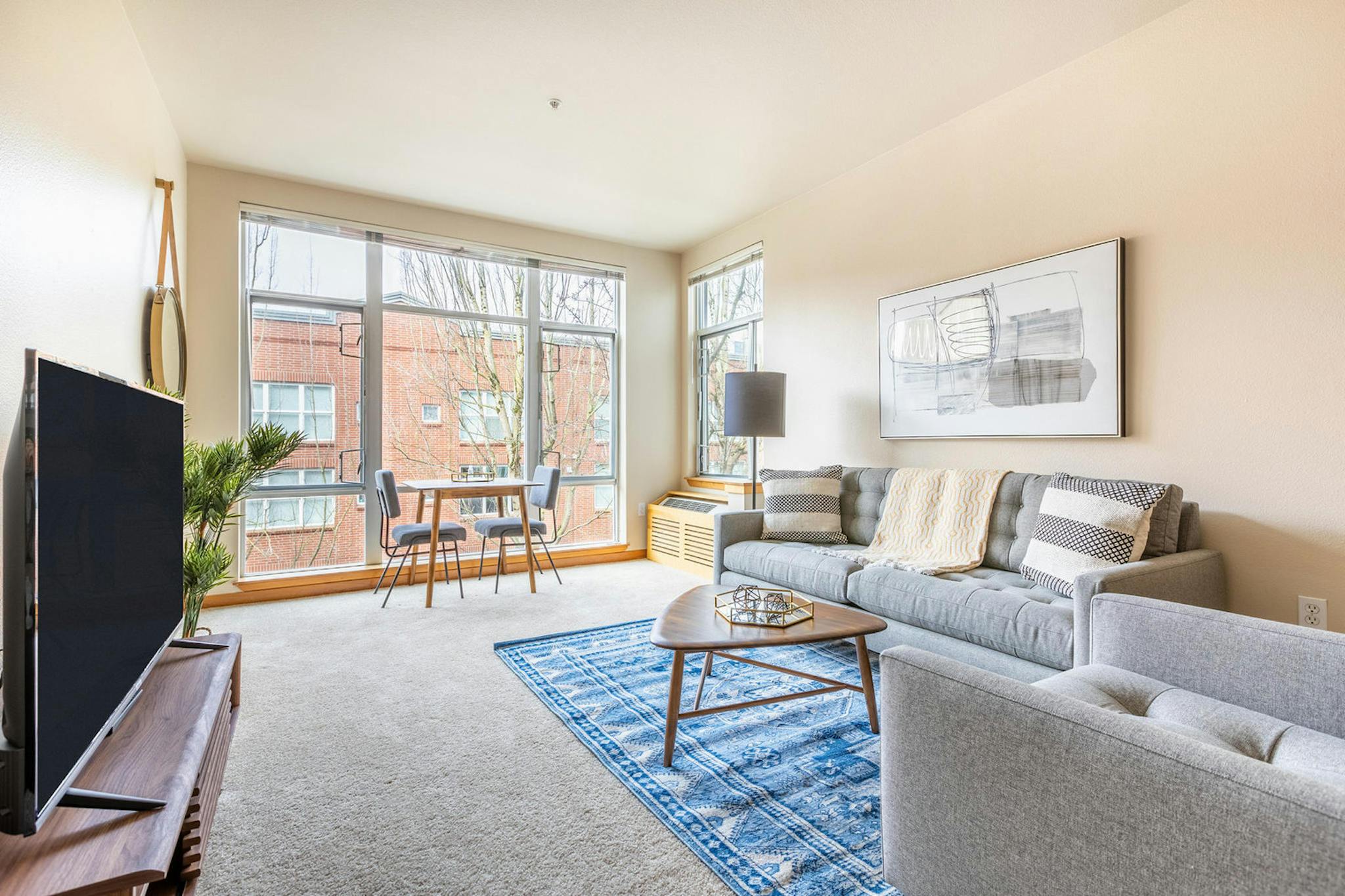 Northwest Hoyt Street, Portland, OR preview