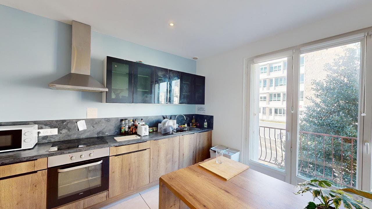 Chambre privée à louer pour 450 €/mois à Brest, Rue Auguste Kervern