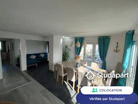 Pokój prywatny do wynajęcia za 510 € miesięcznie w mieście Boulogne-sur-Mer, Place Frédéric Sauvage